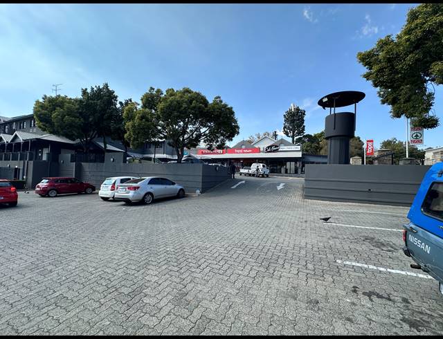 90M² OFFICE TO LET IN PARKMORE